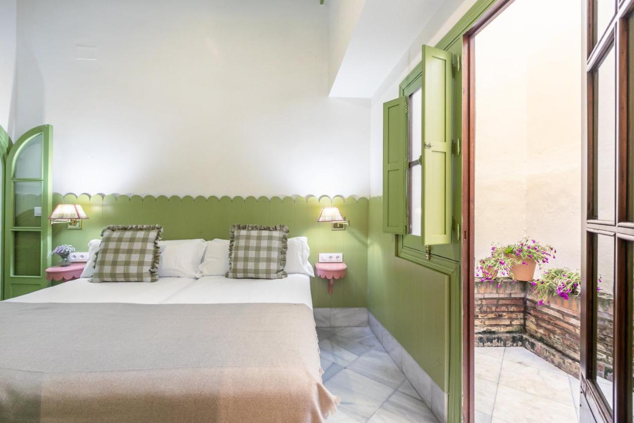 Nuea Giralda Hotel Seville Exterior photo